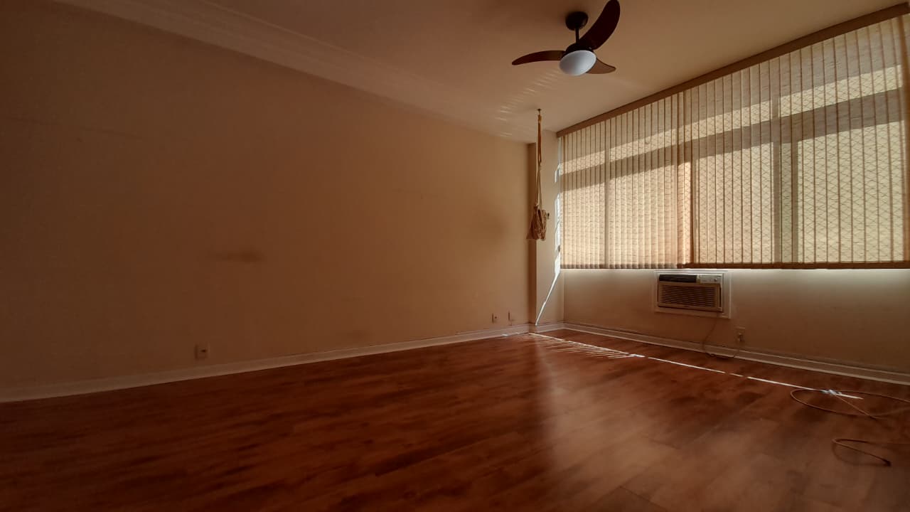 Apartamento à venda Constante Ramos 3 quartos com vaga 